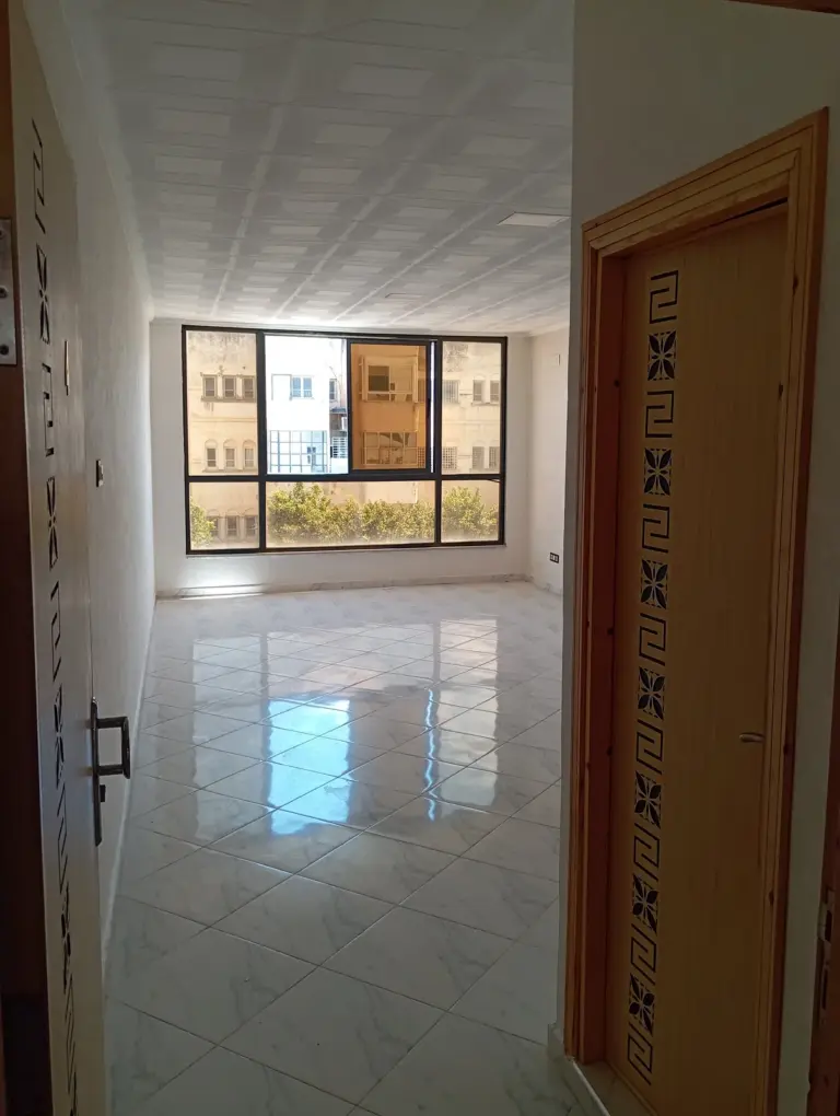 Plateau de bureaux à vendre à Aïn Chkaf, Fès – photo 1